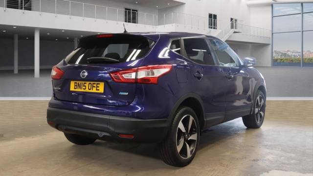 2015 Nissan Qashqai 1.5 dCi N-Tec 5dr